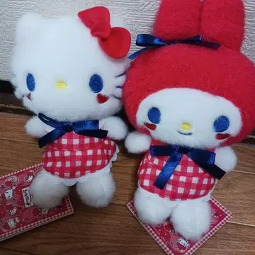 헬로키티 & 마이멜로디 봉제 인형 세트