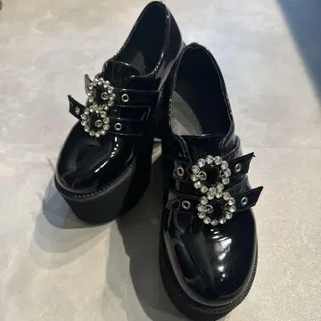 버블스 37인치 통굽 13cm 블랙 로퍼 비쥬 장식
