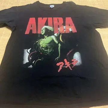 AKIRA 테츠오 XL 사이즈 티셔츠 블랙