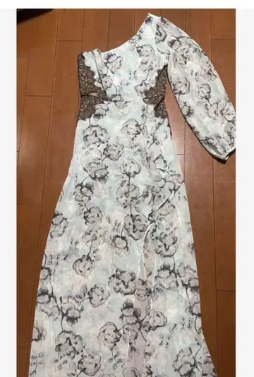 bcbgmaxazria 원숄더 롱 원피스