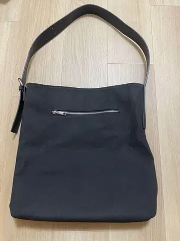 GIUNON 블랙 숄더백