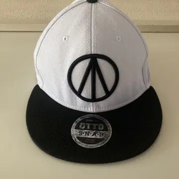HOPE SNAPBACK CAP