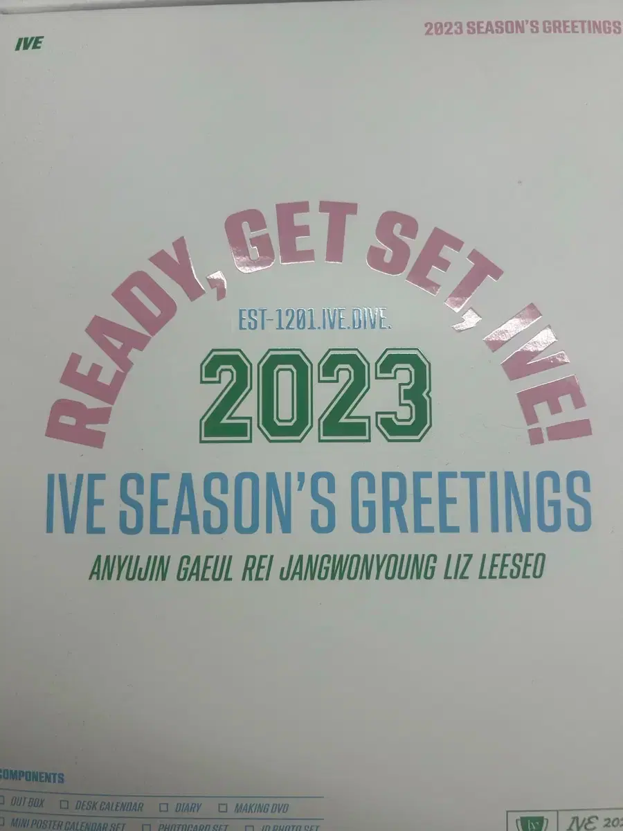 (Unsealed, poca excluded full set) Ive 2023 season's greetings
