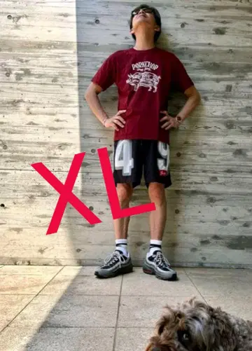 XL PORKCHOP PORK FRONT TEE 25 BURGUNDY