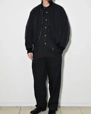 A.PRESSE 실크 패딩 재킷