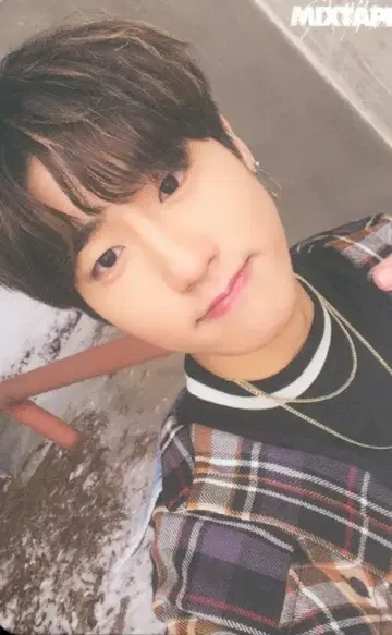 StrayKids HAN MIXTAPE 셀카