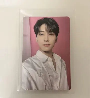 SEVENTEEN 원우 서울 카페 셀카