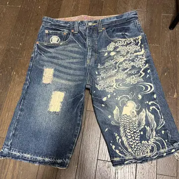 원조 부덴 상점 레어한 잉어 자수 데님 숏팬츠 여성이 입어도 멋짐