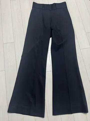 SHIKITARI PINTUCK MEGA FLARE SLACKS