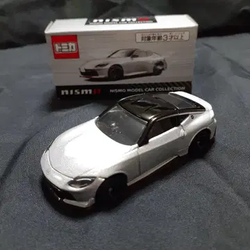 Nismo 페어레이디 Z 한정판 미니카 1/64