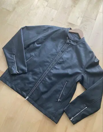 페이크 가죽 자켓