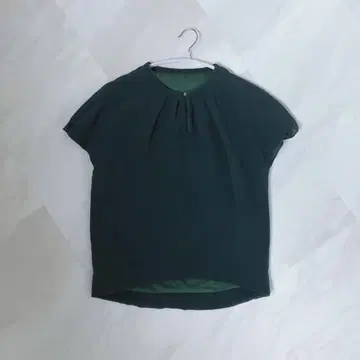 Tomorrowland collection 실크 블라우스 그린 반팔