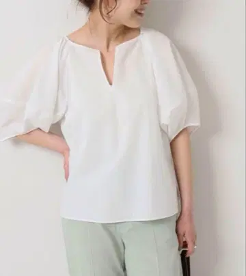 새상품급 스픽 앤 스팬 라이트 코튼 퍼프 슬리브 블라우스