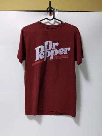 Dr Pepper 버건디 티셔츠 S