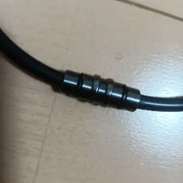 심플 블랙 목걸이