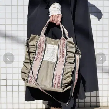 극장 프로덕츠 자카드 테이프 프릴 백 숄더백