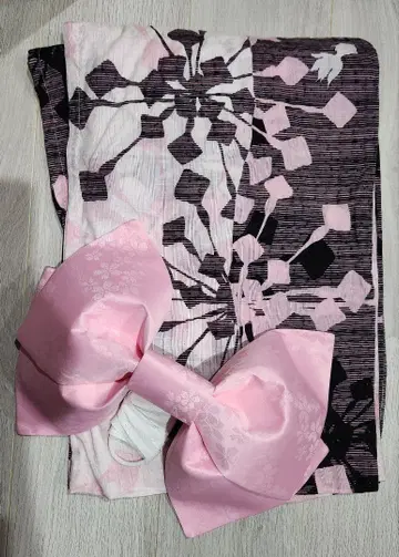 유카타 드레스 양산형 옅은 핑크와 블랙