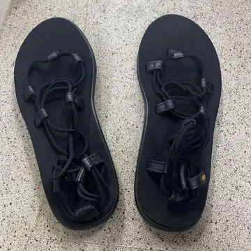 Teva 스포츠 샌들