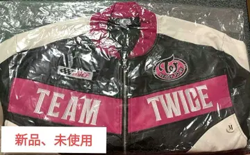TWICE READY TO BE 바시티 자켓 M 사이즈 새상품