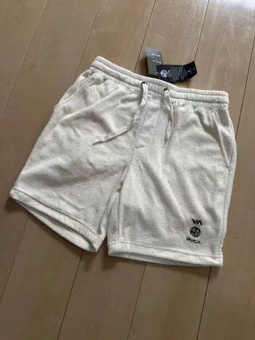 RVCA 루카 하프 팬츠 S 사이즈 미사용 새상품