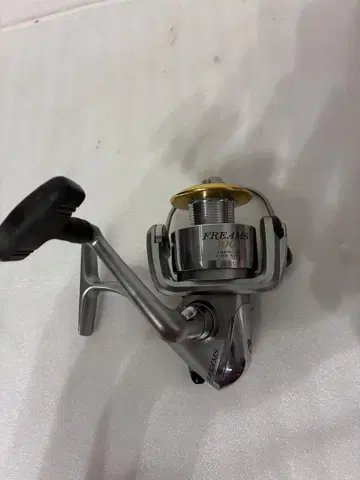 Daiwa 다이와 FREAMS3000 프리무스