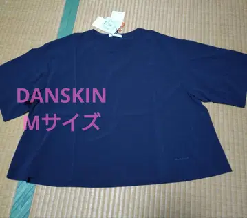 DANSKIN 네이비 5부 기장 티셔츠 M
