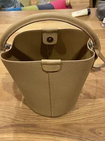 UNITED ARROWS 베이지 버킷형 숄더백