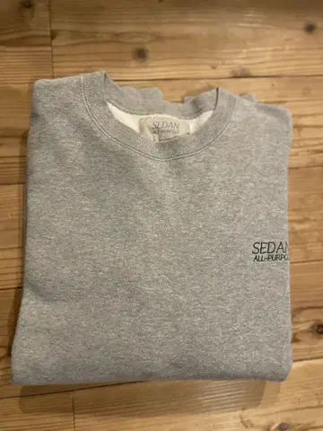 SEDAN 그레이 스웨트 셔츠