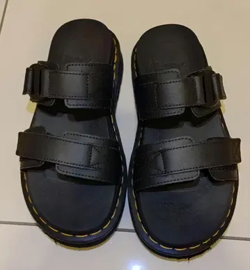Dr. Martens 샌들 LORSAN CHILTON 블랙 25 cm