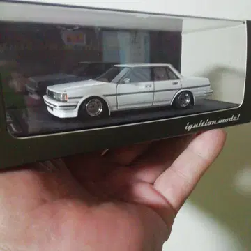 ignition.model Cresta 화이트 1/43