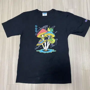 Champion 머쉬룸 버섯 프린트 티셔츠 블랙 L 사이즈