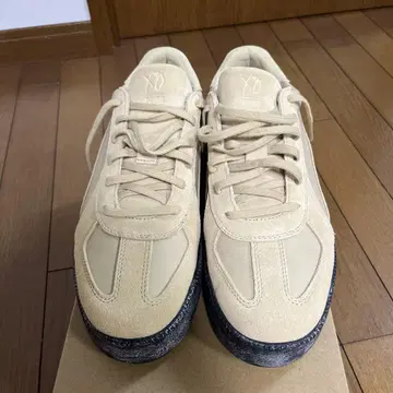PUMA X XO TERRAINS 푸마 콜라보 스니커즈 미사용 새상품