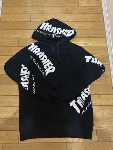 HUF 트레셔 로고 블랙 후드티 M