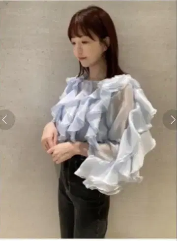 [ snidel ] 볼륨 프릴 블라우스