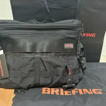 미사용 새상품 브리핑 dune shoulder rm