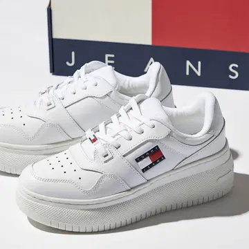 Tommy Jeans 화이트 통굽 스니커즈