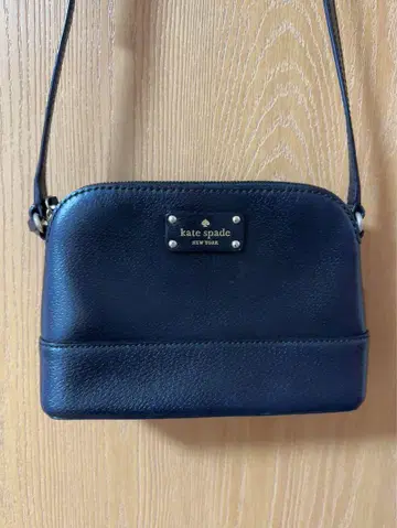 kate spade 블랙 미니 숄더백