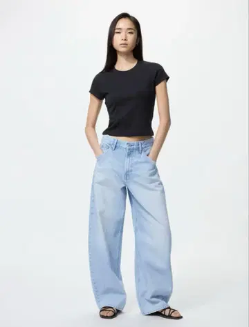 UNIQLO 배기 커브 청바지 24인치 (61cm)