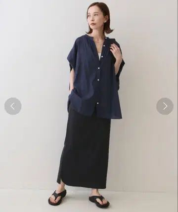 슬로브 이에나 T/C 플라이 타이트 스커트 블랙