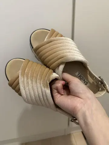 SINDIEL 스니커즈 솔 샌들