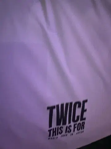 TWICE 라이브 업그레이드 굿즈