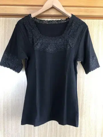 미사용품 레이스 탑 티셔츠 이너
