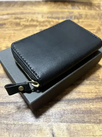 BEAMS 빔즈 코인 케이스