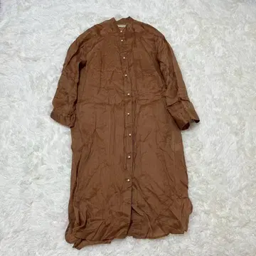BLANC basque 롱 원피스 노카라 펄 버튼 내추럴