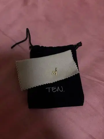 TEN. 골드 참 M