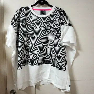 아디다스 adidas 여성용 셔츠