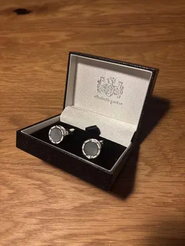 새상품 Elizabeth Parker 커프스 SV 박스 포함