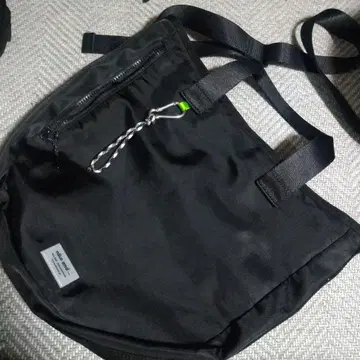 니코앤드 숄더백