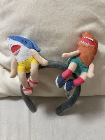 상어 인간과 공룡 인간 머리띠