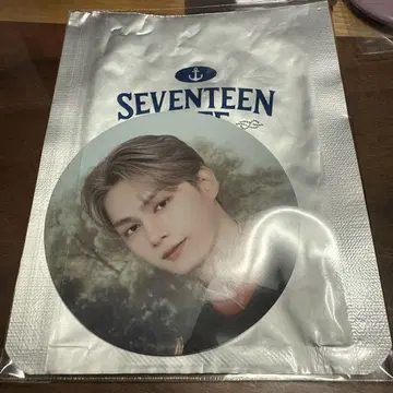 SEVENTEEN 세븐틴 준 세븐틴 카페 서울 캔뱃지